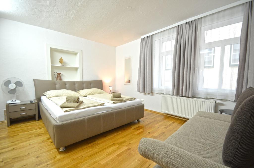 Apartment Zeller Lake & City Centre 滨湖采尔 客房 照片
